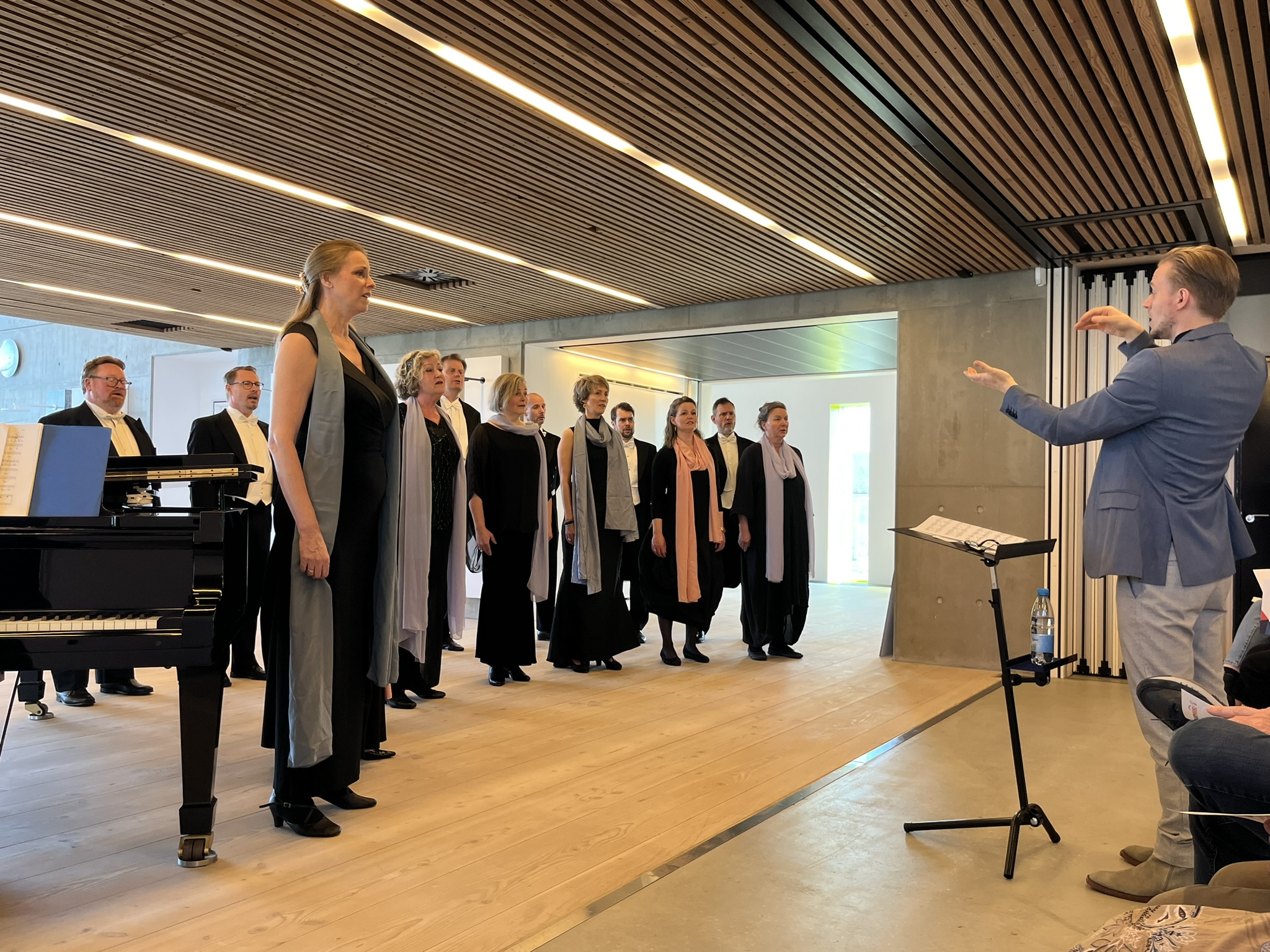 4 VOLA Opera